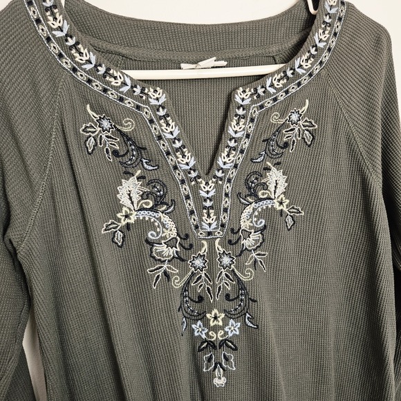 J.Jill Blouse Size XS Embroidered Waffle-Knit Raglan Tee Top in Coriander Green - Picture 5 of 8